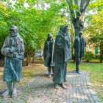 Varga Imre szobrai: Mártírok szoborcsoport (töredék)