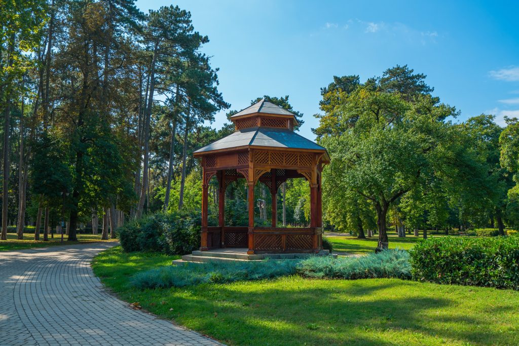 Jókai park: Pavilon