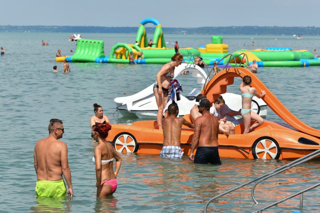 Siófoki Nagystrand: Vizibicikli